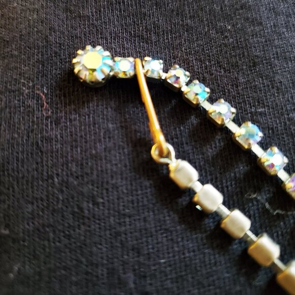 Vintage Mid-Century Aurora Borealis Choker in AB Crystal, Art Deco Style - Picture 4 of 8